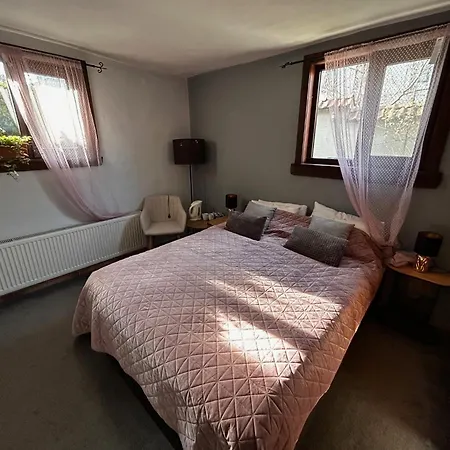 Bed & Breakfast Devonshire 3*