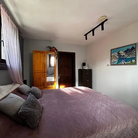 Devonshire Bed & Breakfast